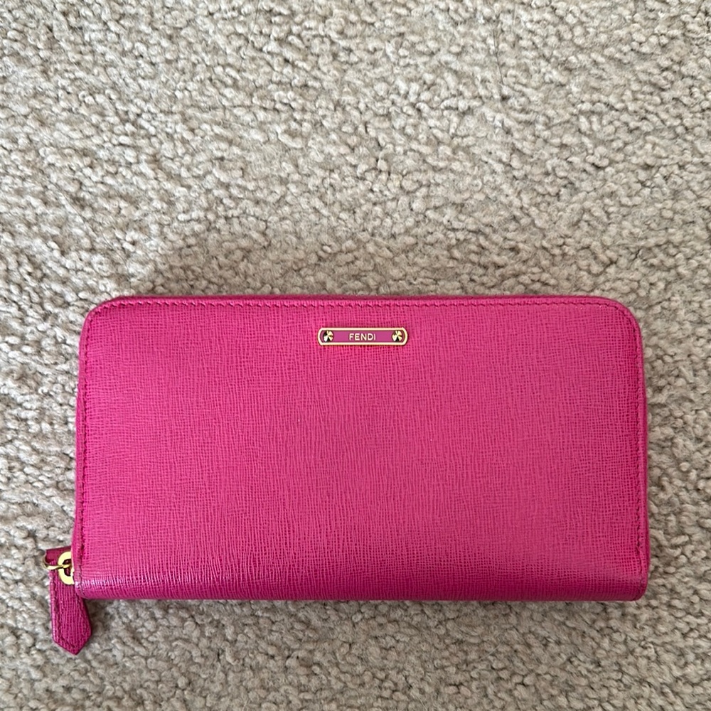 Fendi Pink Wallet with Zipper Closure *Excellent Condition*